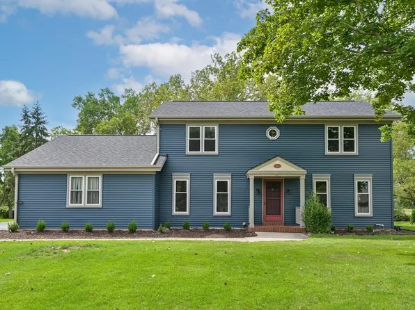 3665 Westwood DRIVE, Brookfield, WI 53005