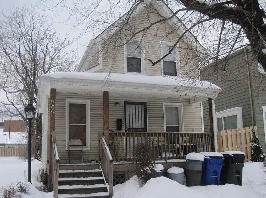 1st image of 8014 Golden Ave