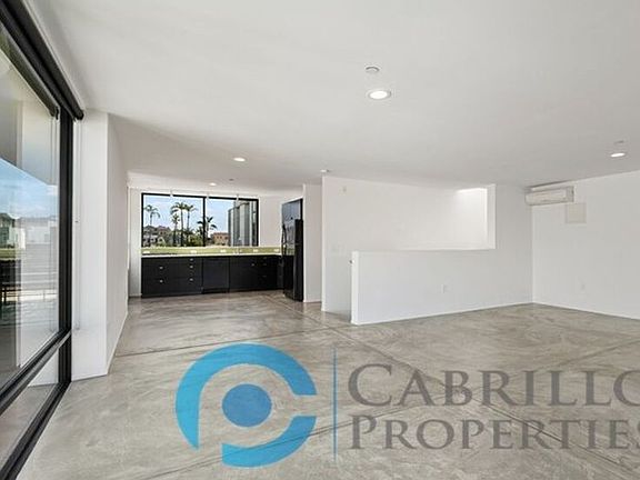 4th image of 3771 Centre St APT 308