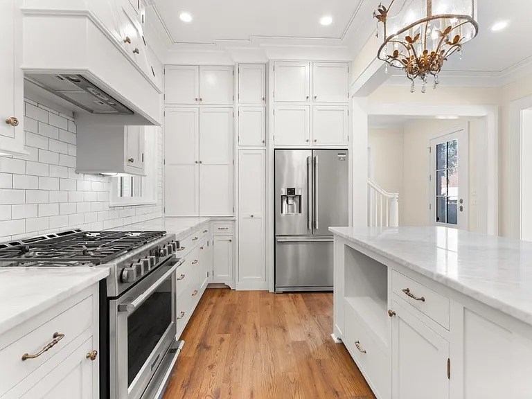 2050 Jabez Dr — Photo 15