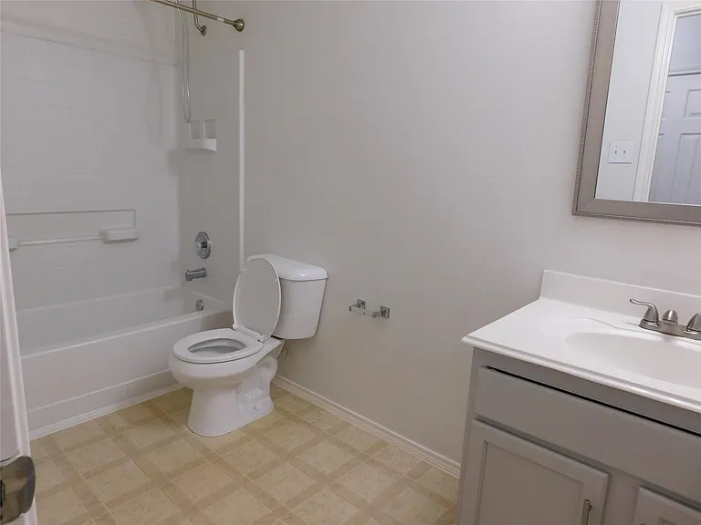 19130 Yaupon Ranch Dr — Photo 29