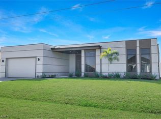 3624 NW 3rd St, Cape Coral, FL 33993
