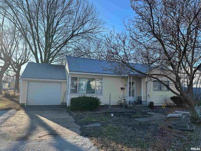 209 NW 2nd St, Casey, IL, 62420