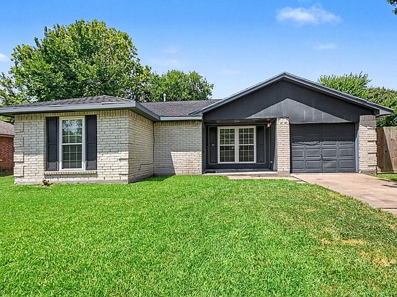 2nd image of 1010 E Belgravia Dr