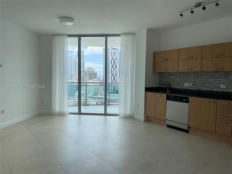 350 S Miami Ave #1913 — Photo 12