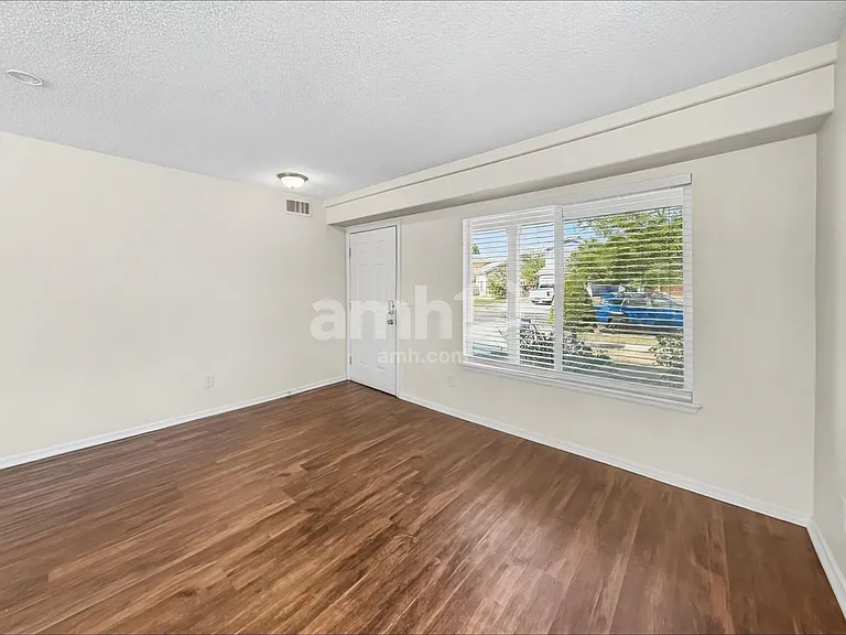 4103 Malta St — Photo 7