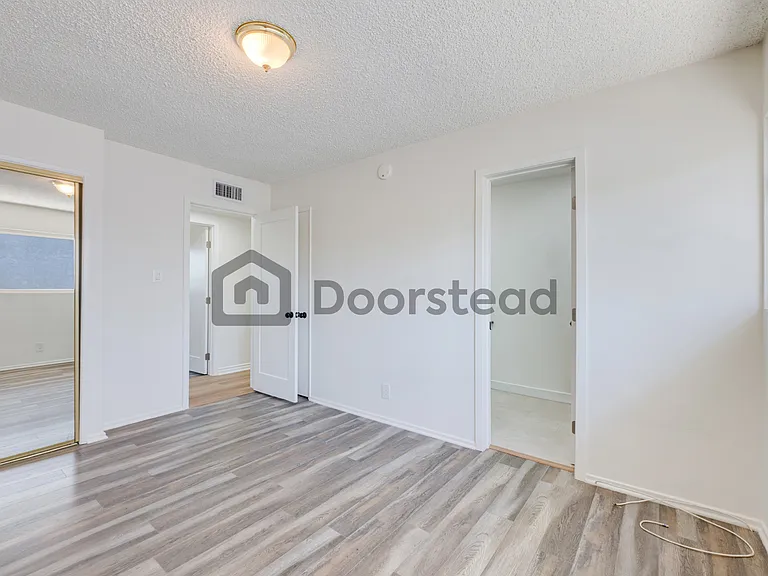 10050 Debra Ave — Photo 10