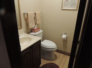 2032 Hamilton St, Murphysboro, IL 62966