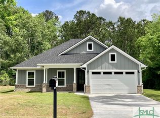 84 Avalon Ave, Richmond Hill, GA 31324