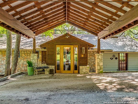 4th image of 505 Deer Lake Rd