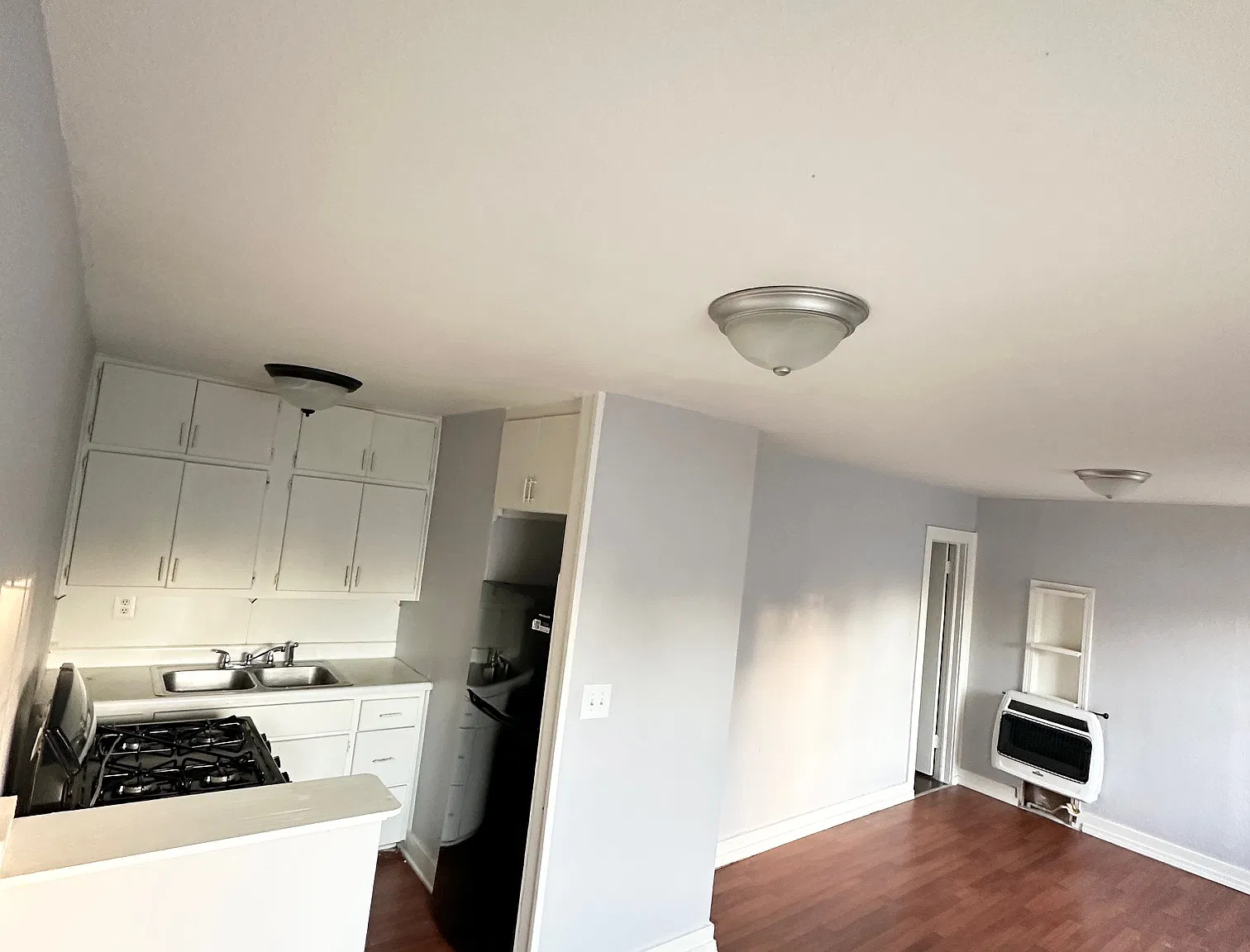 1 bed, 500 sqft, $1,000 — Photo 2