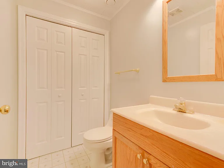 20362 Hartwell St — Photo 29