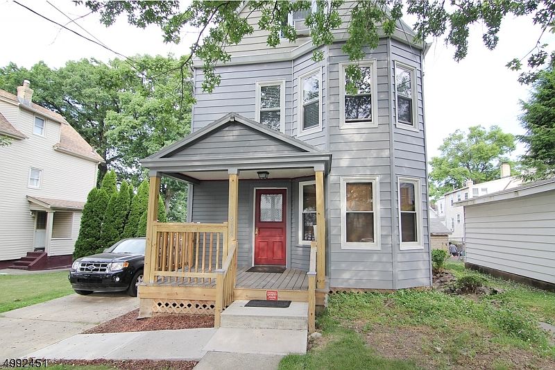 1st image of 402 De Witt Ave