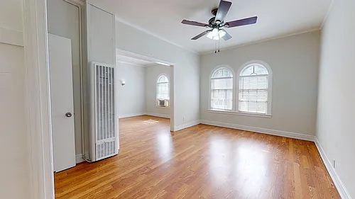 21 Westminster Ave Photo 1
