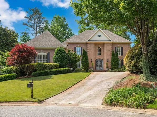 2202 Magnolia Cv, Vestavia, AL 35243