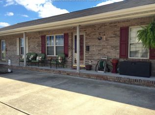 1703 Jackson Ave, Saint Albans, WV 25177