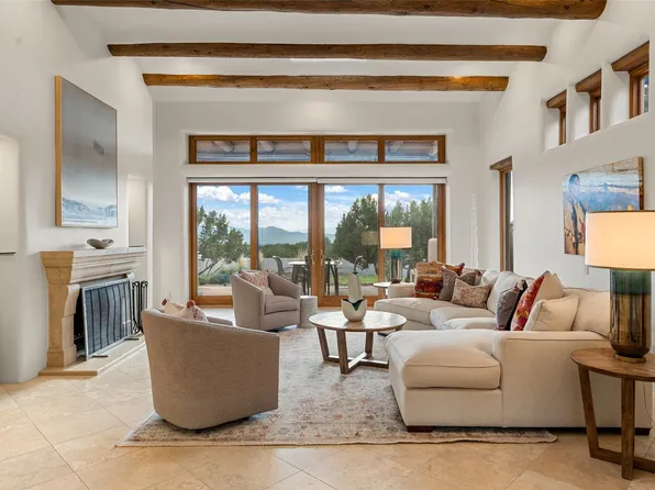 18 Thundercloud Rd, Santa Fe, NM 87506