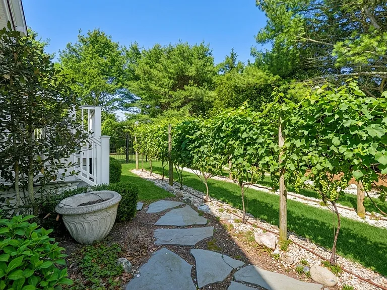 15 Carter Rd — Photo 39