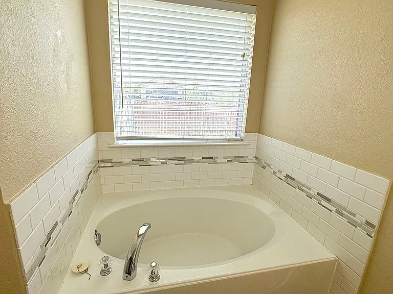 bathtub