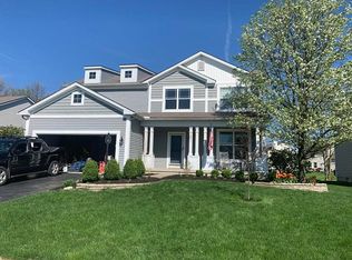 1061 McCoy Dr, Pataskala, OH 43062