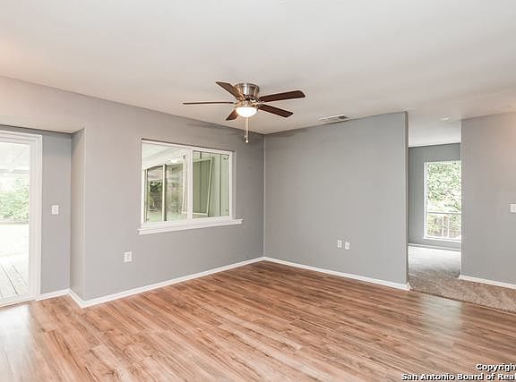 2nd image of 7613 Marigold Trace St