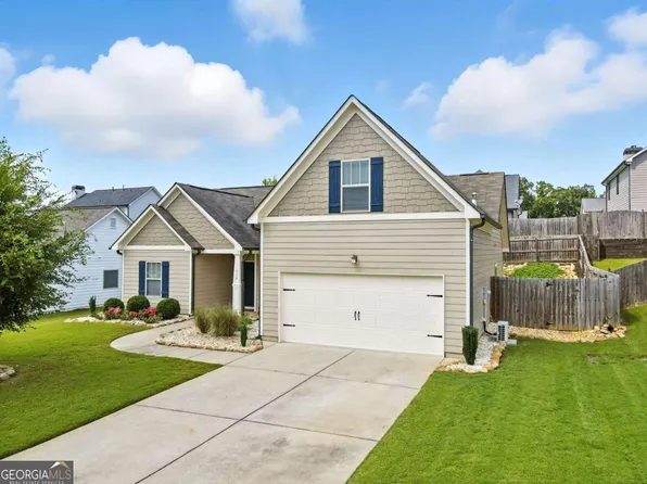 119 Kestrel Ct E, Dawsonville, GA 30534
