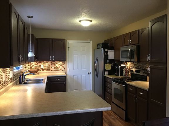 5th image of 8223 Wood Hollow Ln