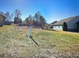 12 Redwood Dr, Adairsville, GA 30103