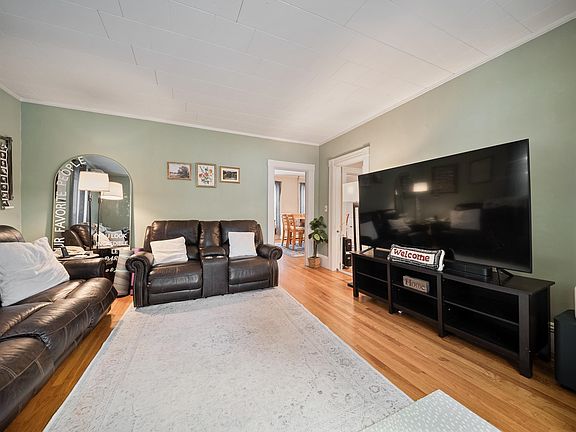 5th image of 362 N State Street