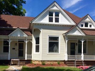 107 W Franklin St, Mount Sterling, IL 62353
