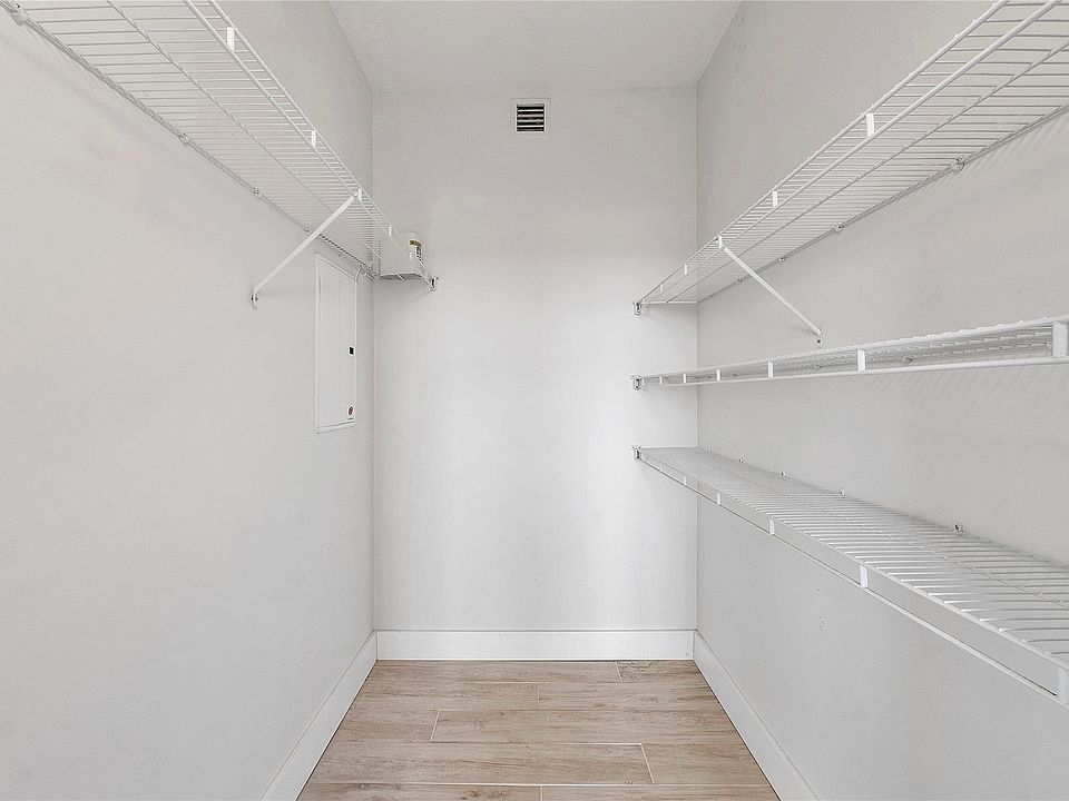 1st image of 2401 NE 65th Street #601