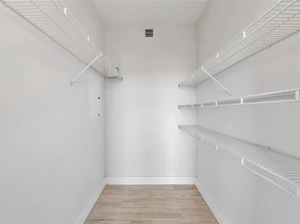 2401 NE 65th Street #601, Fort Lauderdale, FL 33308