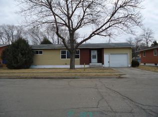 204 7th St SE, Barnesville, MN 56514