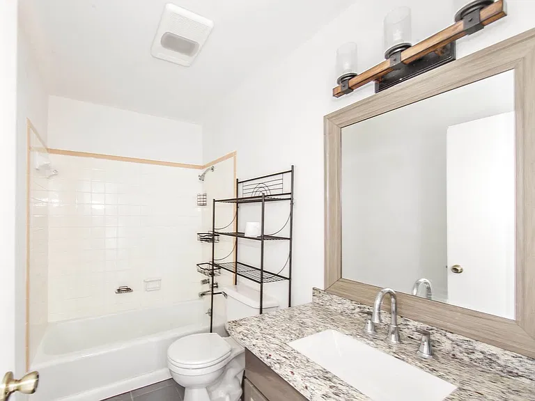 2121 Bayou Black Dr #2 — Photo 6
