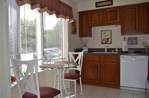 3rd image of 2101 Pheasant Creek Ln