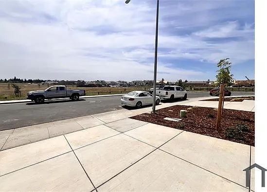9975 Windage Way — Photo 7