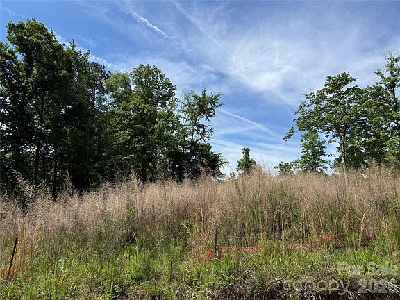 2nd image of 426 Morrison Farm Rd