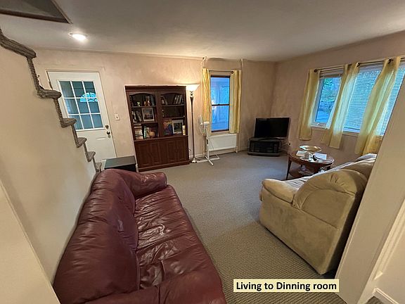 2nd image of 49 Oak St