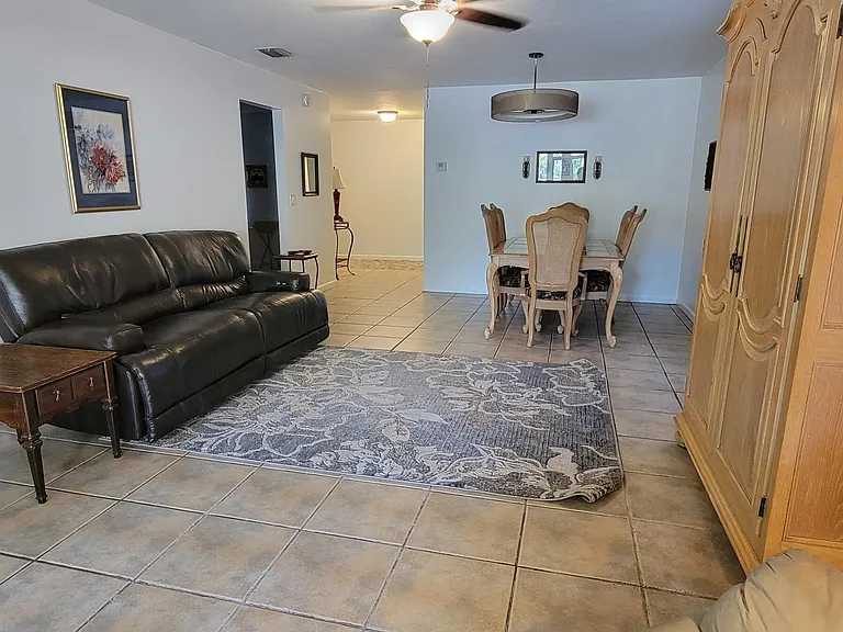 12738 Peconic Ct — Photo 5