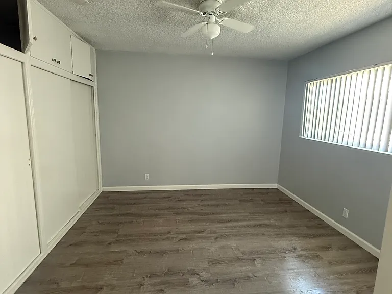 Downey Ave Apartments — Photo 9