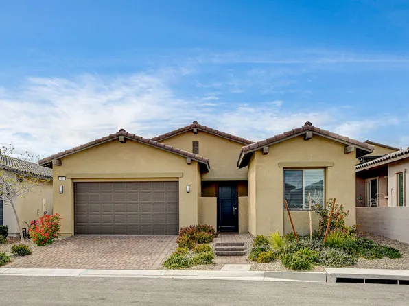 97 Sarabeth St, Las Vegas, NV 89138