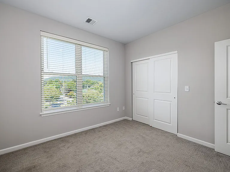 Six67 College Avenue — Photo 24