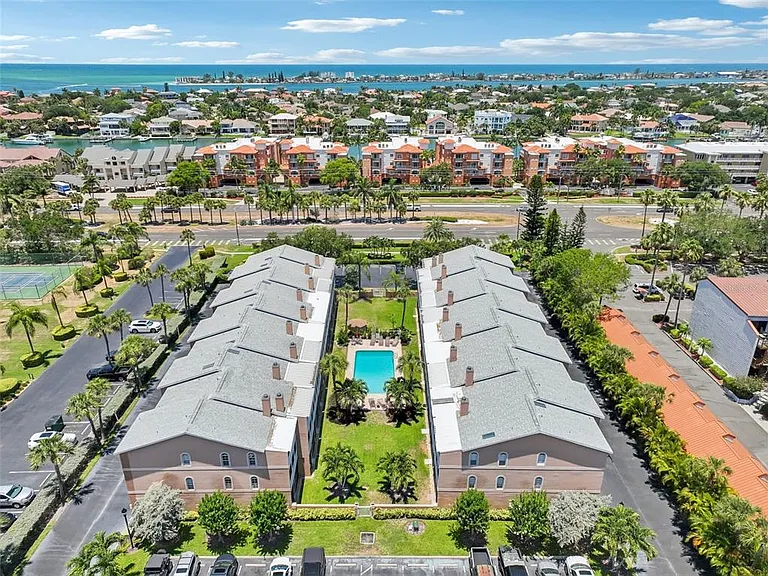 637 Pinellas Bayway S #105 — Photo 71