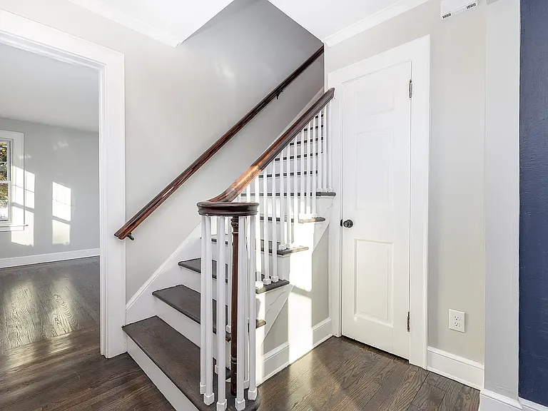 51 Hepburn Rd — Photo 23