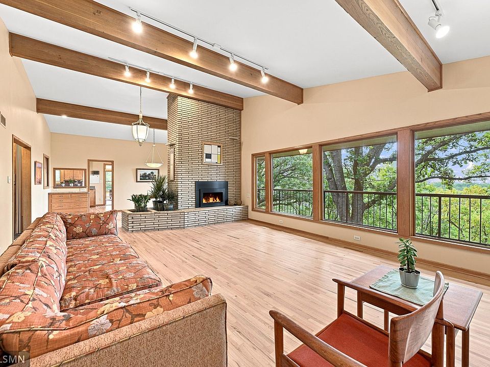 1st image of 44 Miller Crest Ln
