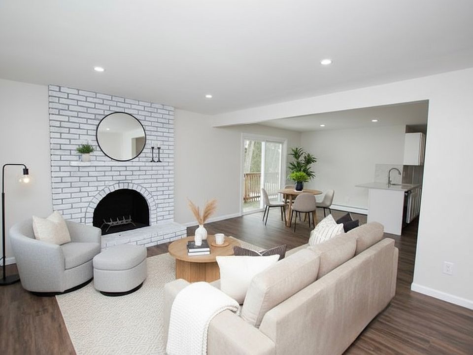 1st image of 65 Linden St #1