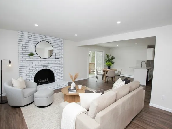 65 Linden St #1, Glastonbury, CT 06033