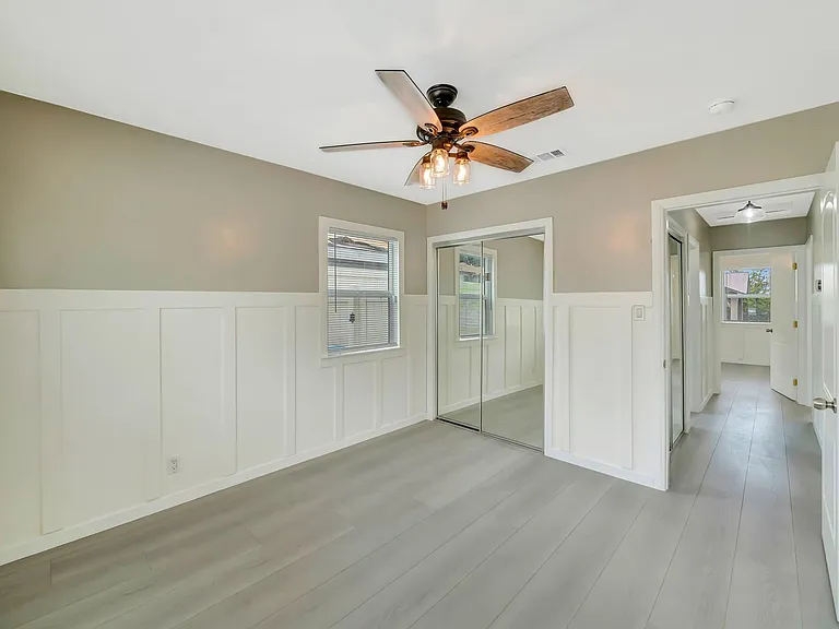 10951 Whitegate Ave — Photo 21