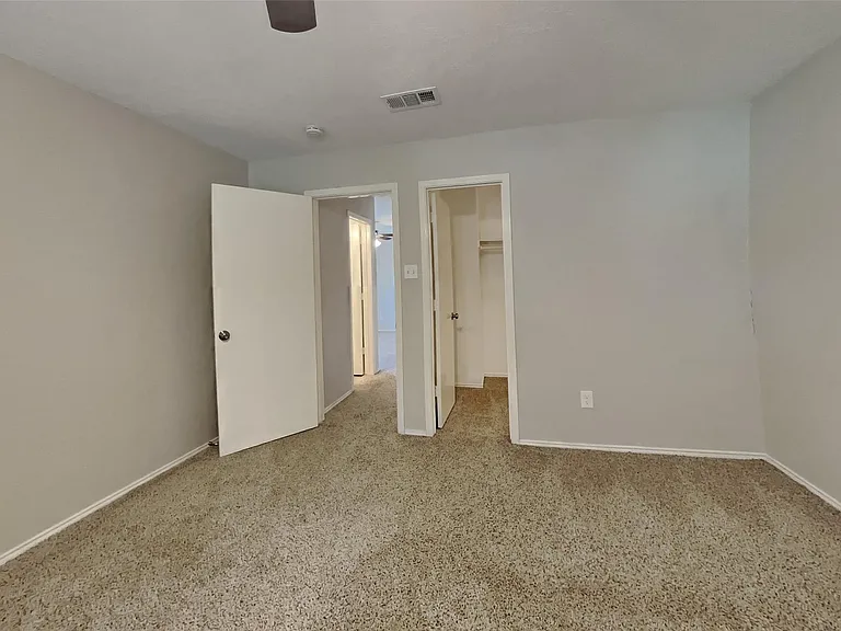 19530 Rocky Bank Dr — Photo 8