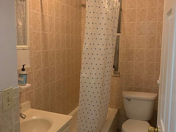 5th image of 24-14 41st St #3